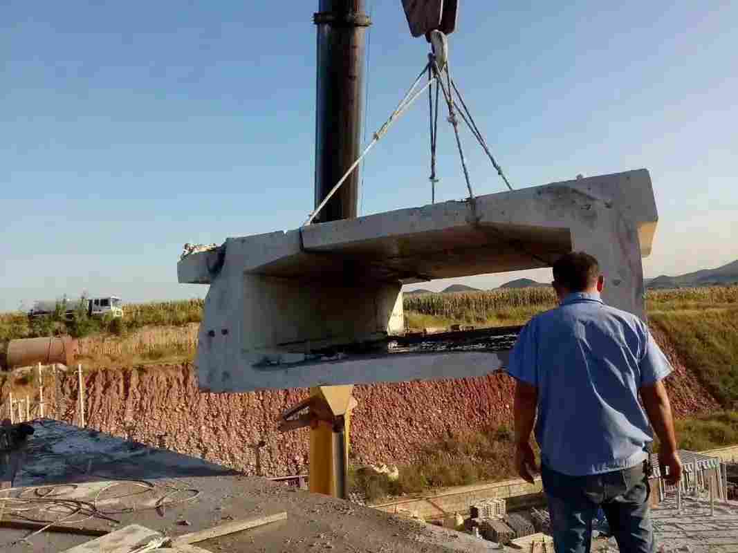 跨河道桥梁拆除静力切割