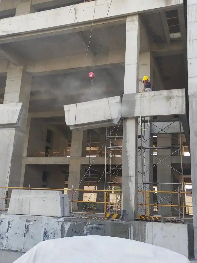 绳锯切割拆除钢筋混凝土大梁