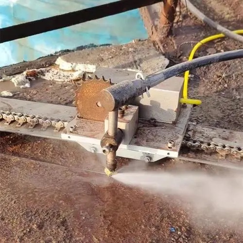 水刀切割煤气管道